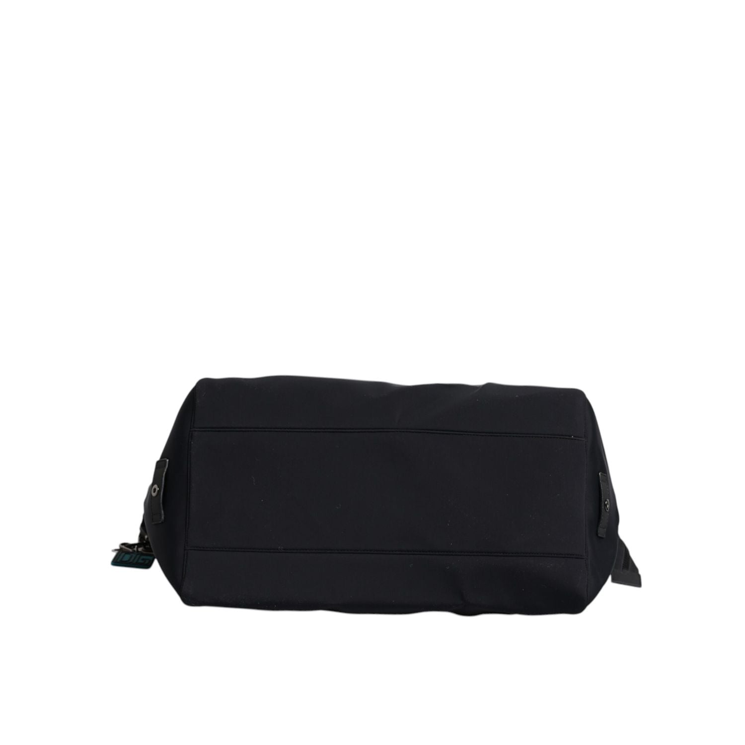 Front view with bag zipped and handles upright.