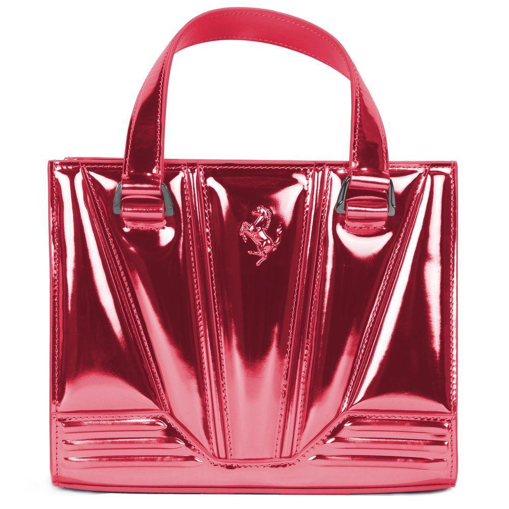 Front view with bag zipped and handles upright.