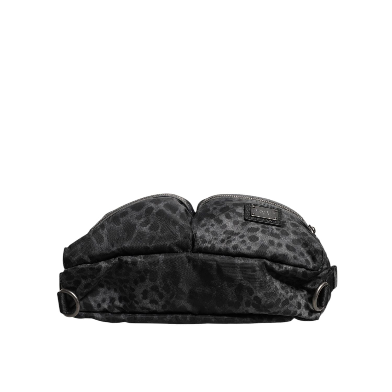 Front view with bag zipped and handles upright.