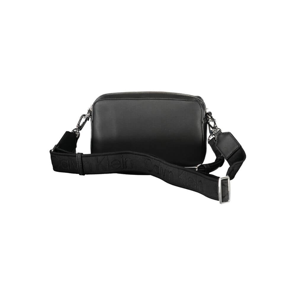 Front view with bag zipped and handles upright.