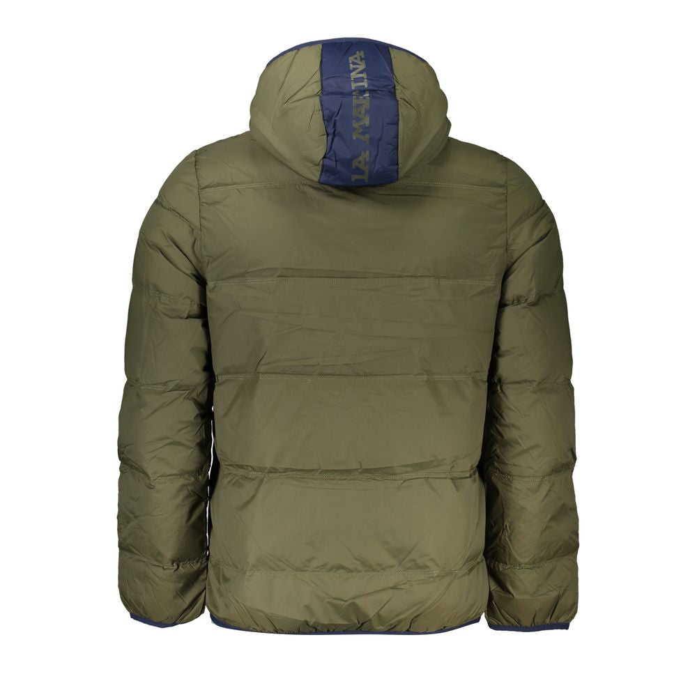 Front view with bag zipped and handles upright.