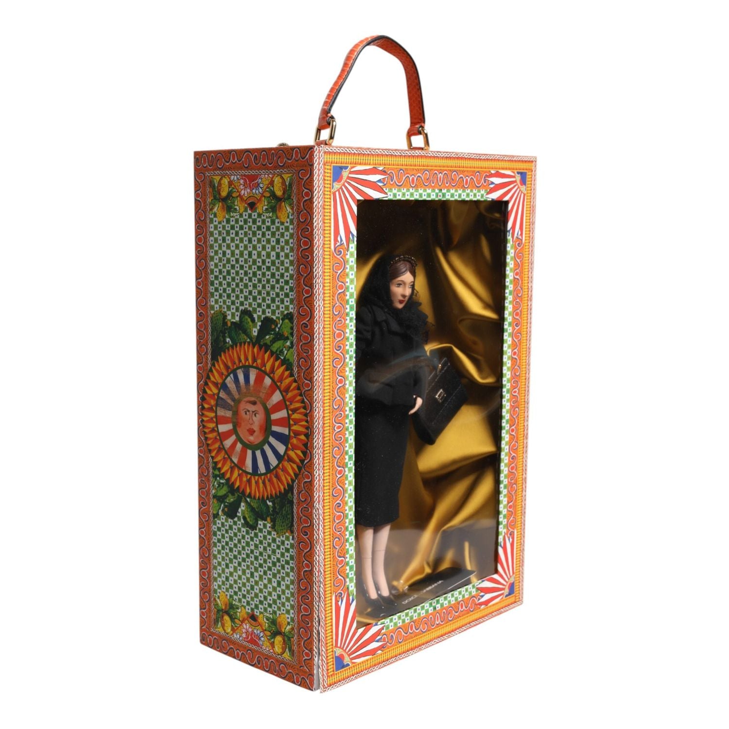 Front view with bag zipped and handles upright.