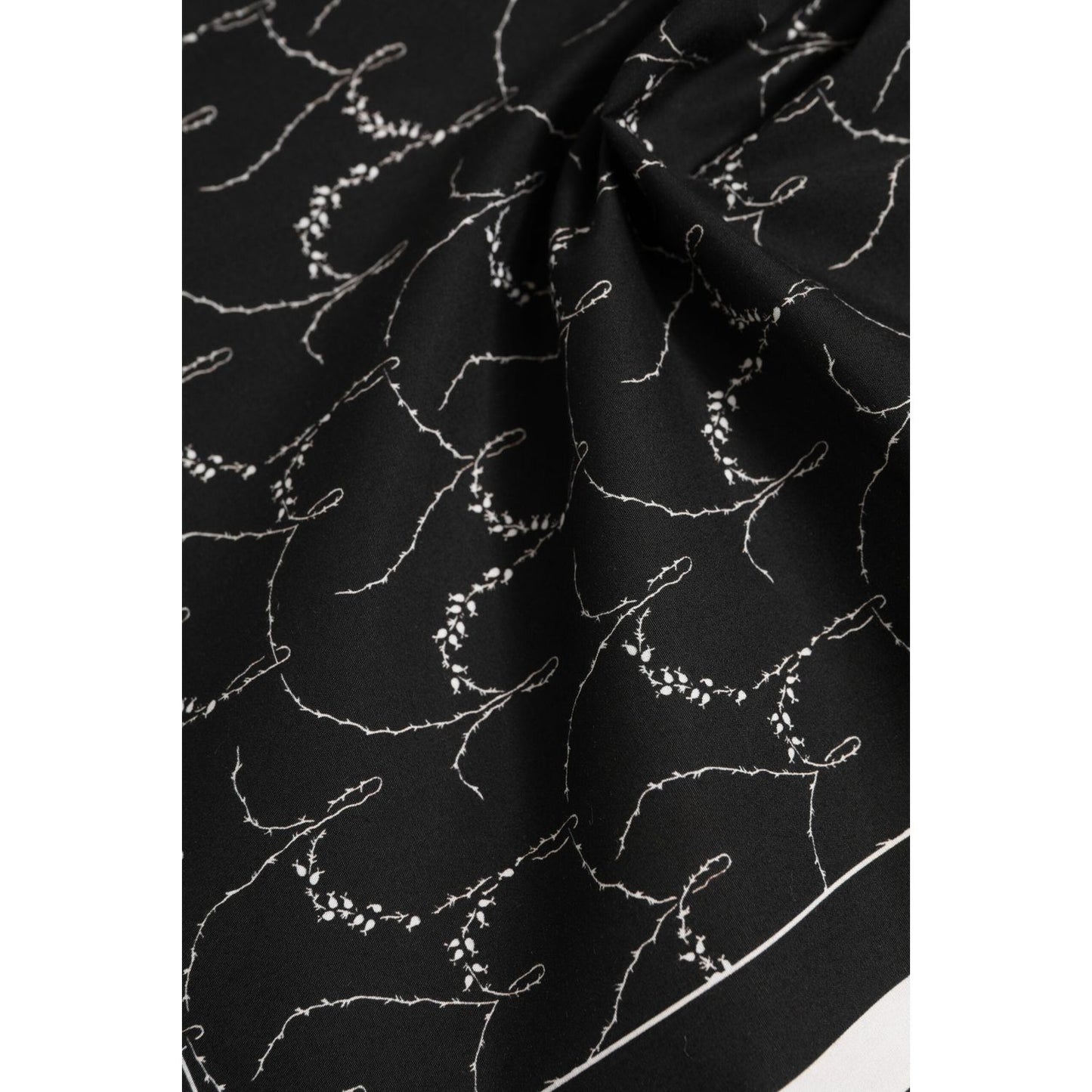 Dolce & Gabbana Black White Printed Square Foulard Scarf MS7235