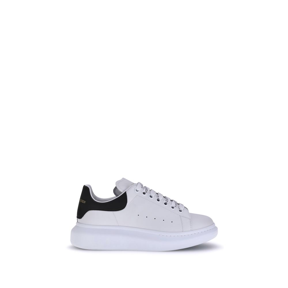 Alexander McQueen White Calf Leather Bos Taurus Platform Sneakers with lace-up closure and iconic logoed details.