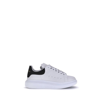 Alexander McQueen White Calf Leather Bos Taurus Platform Sneakers with lace-up closure and iconic logoed details.