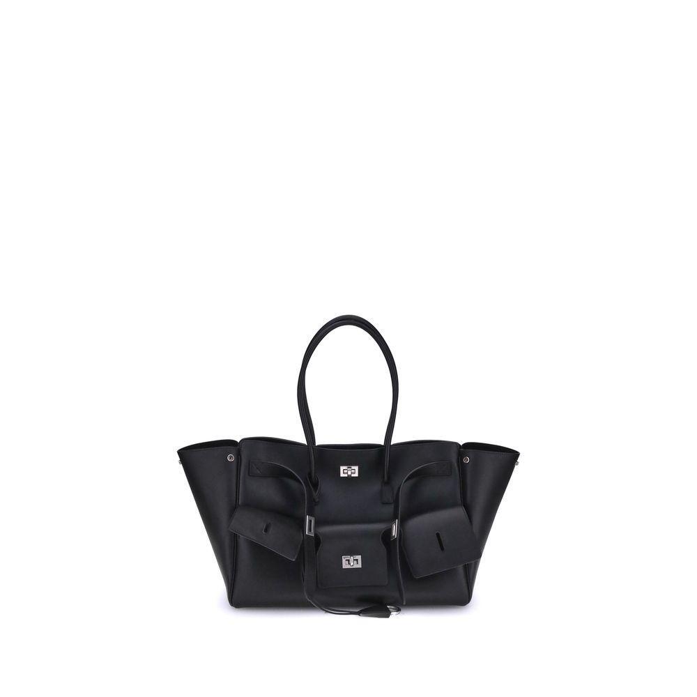 Front view with bag zipped and handles upright.