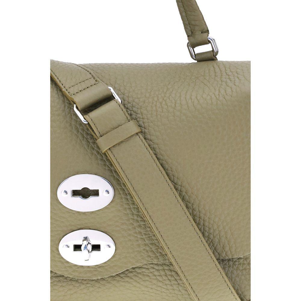 Front view with bag zipped and handles upright.