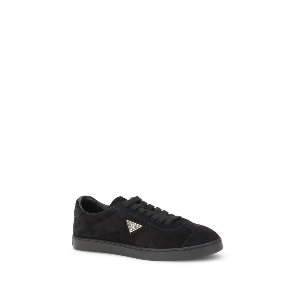 Prada Black Calf Leather Bos Taurus Low Top Sneakers with rubber sole and iconic side-applied plaque, AW25 collection.