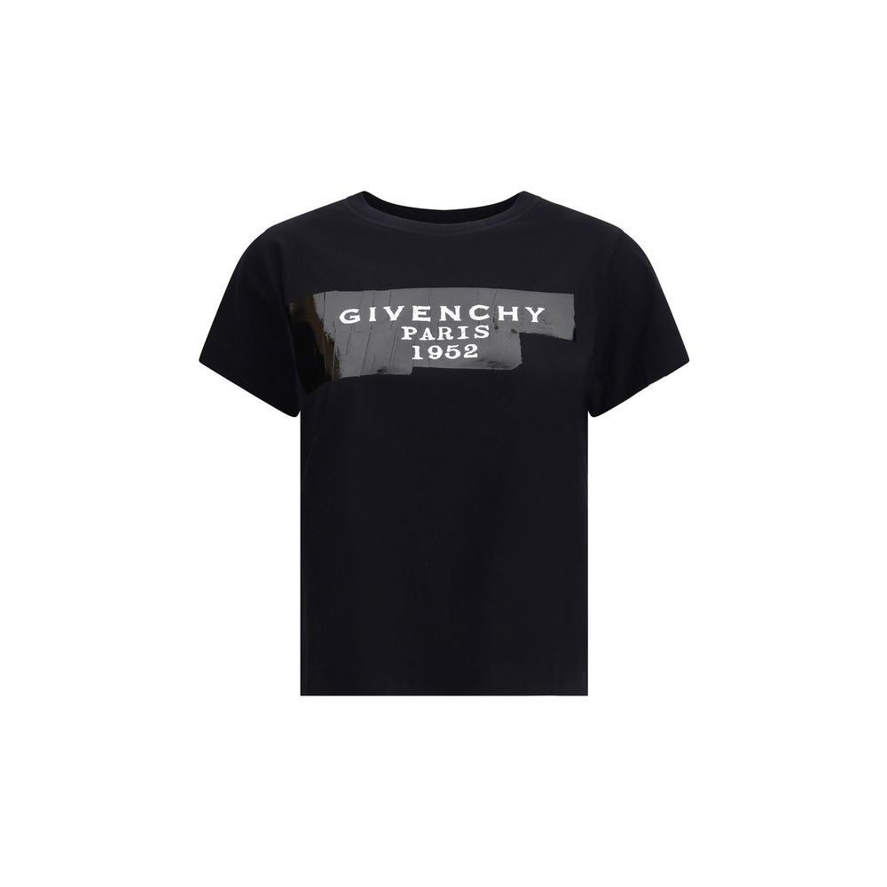 Givenchy Black Cotton T-Shirt with 3D logo print on front, crew neck, regular fit, 100% cotton, stylish casual wear for season AW25.