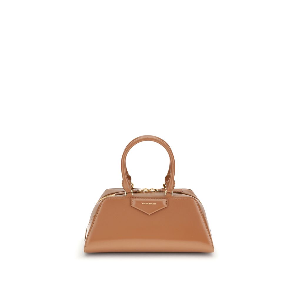 Front view with bag zipped and handles upright.
