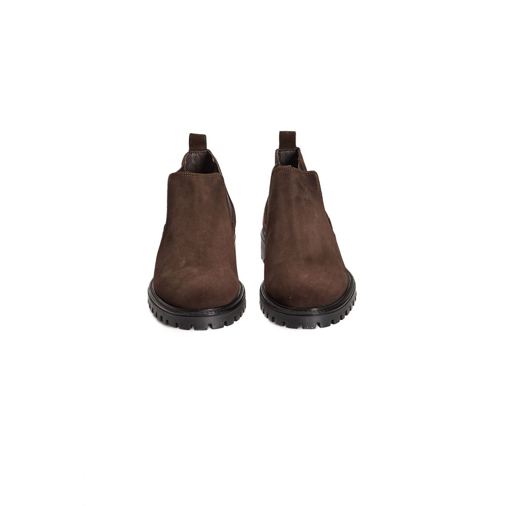 Front view of the Roberto Pepe Luxury Brown Calfskin Men Boot, showcasing sleek design and premium craftsmanship.