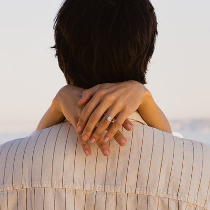 Couple embrace with woman wearing AN JEWELS JEWELRY Mod. AL.RLFY01-9 ring