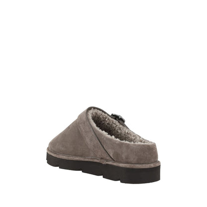Brunello Cucinelli Gray Calf Leather Bos Taurus Clogs with fur trim and adjustable buckle, ideal for fall and winter fashion.