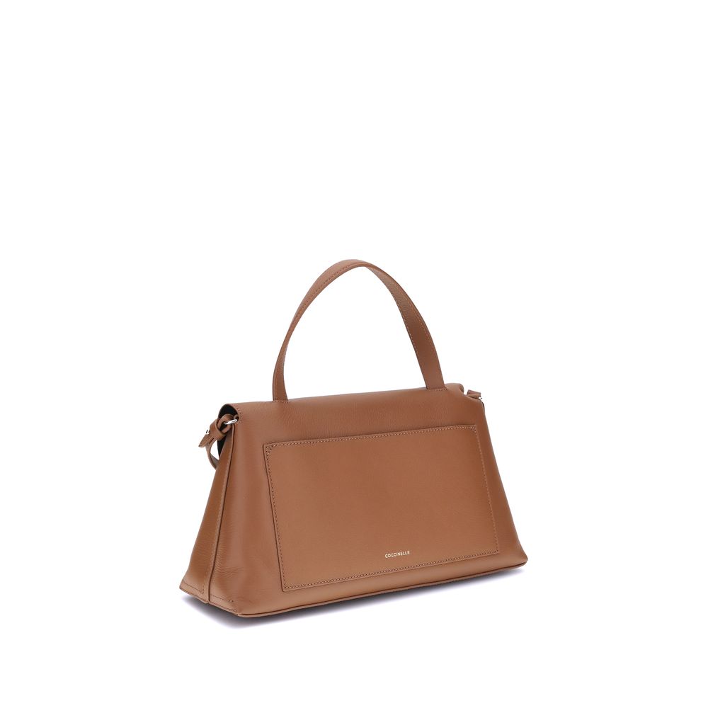 Front view with bag zipped and handles upright.