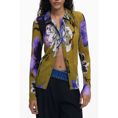 Desigual Green Polyester Women Shirt with floral pattern and bold design, long sleeves, ideal for fashion-forward trendsetters.