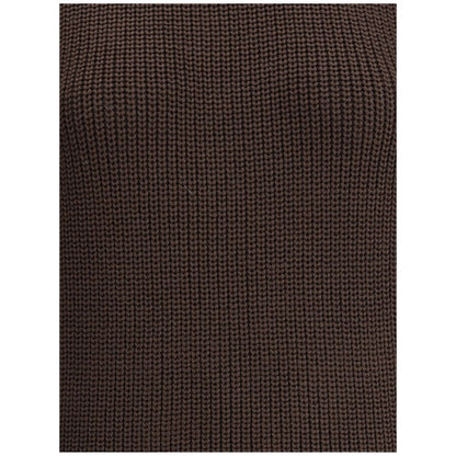 Close-up of the chunky knit texture of the Ella Brown Merino Wool Sweatshirt, showcasing its ribbed design and 100% merino wool composition.