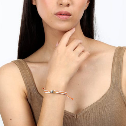 Woman wearing LA PETITE STORY JEWELRY Mod. LPS05ARR79 bracelet