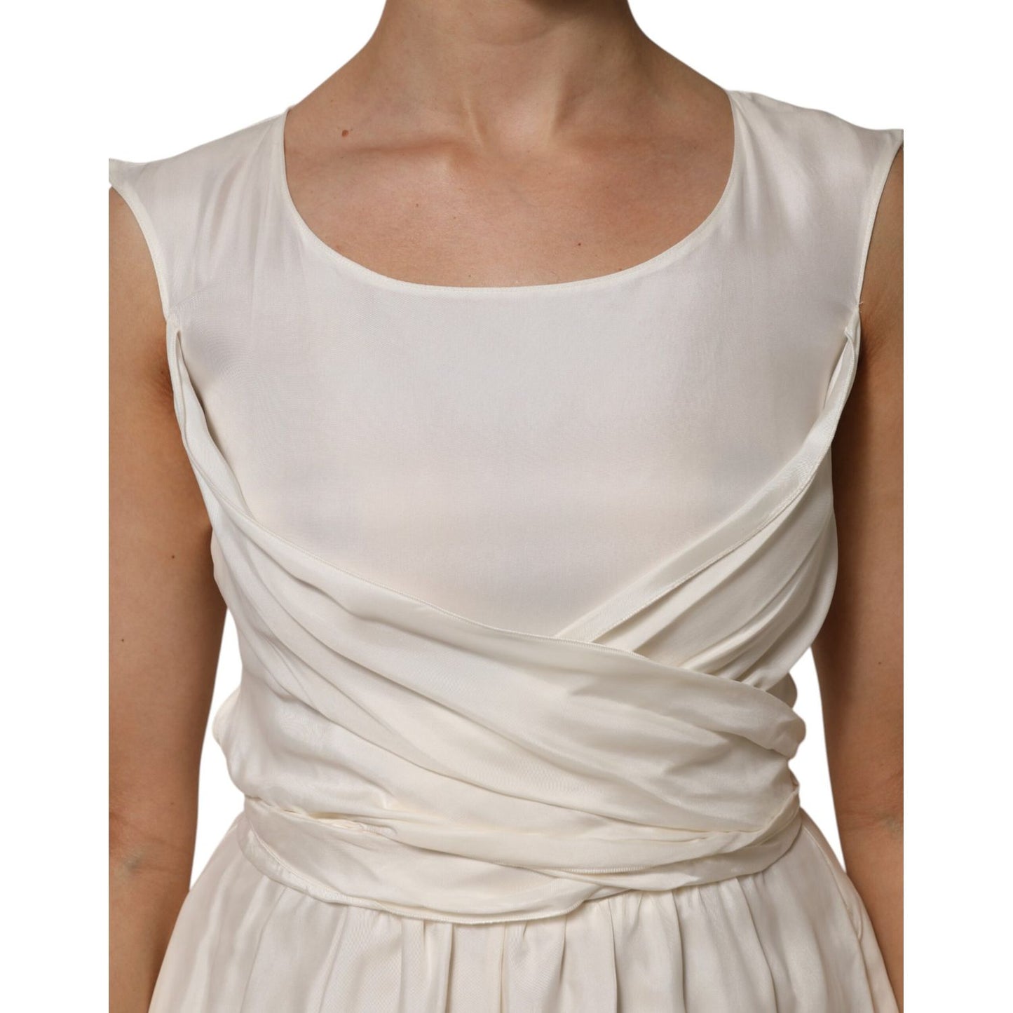L'Autre Chose Ivory White Sleeveless Maxi Cupro Viscose Dress with draped waist detail and flowing silhouette.