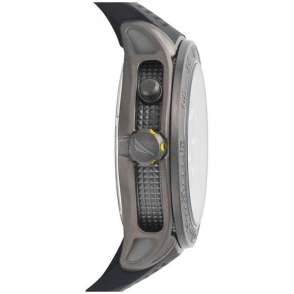 Side view of NAUTICA Mod. NAPBRW003 wristwatch, quartz analog, 44mm case, mineral dial, 20 ATM water resistance, gent bracelet.