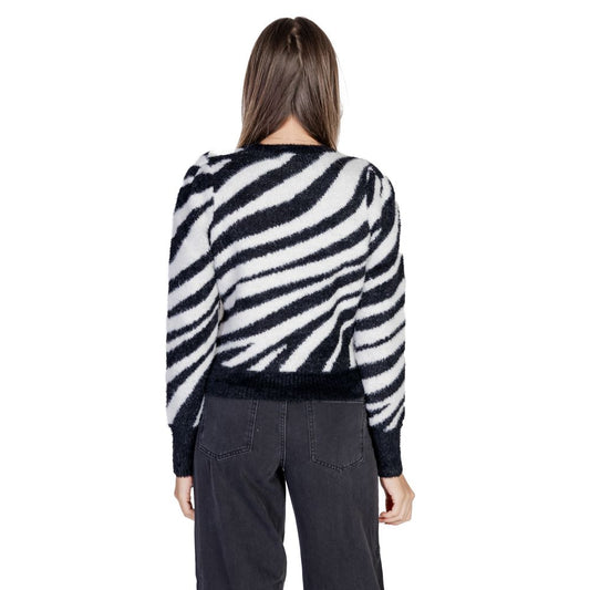 Only Black Nylon Sweater for women's knitwear, fall/winter collection, 70% nylon and 30% acrylic, zebra pattern