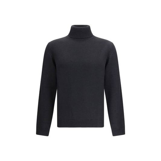 Roberto Collina Black Merino Wool Turtleneck, ribbed collar, hem, and cuffs. Elegant and versatile sweater for smart or casual looks.