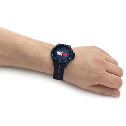 TOMMY HILFIGER Mod. 1791997 quartz wristwatch for gents, black strap, multifunction, 42mm case, shown on wrist.