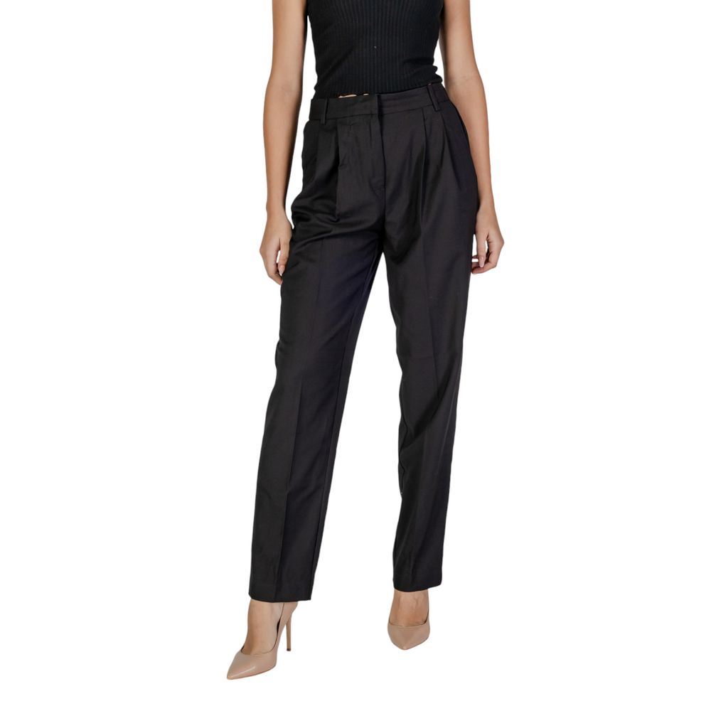 Vila Clothes Black Polyester Pant featuring a high waist, front pleats, and regular fit, crafted for style and comfort.