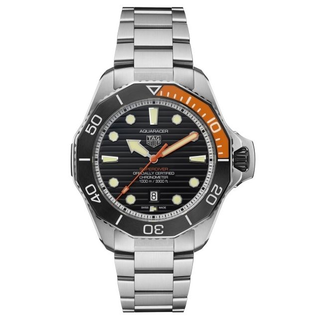 TAG HEUER Mod. AQUARACER CAL. 5 wristwatch, 45mm stainless steel case, sapphire, water resistant 100 ATM, Swiss made, automatic.