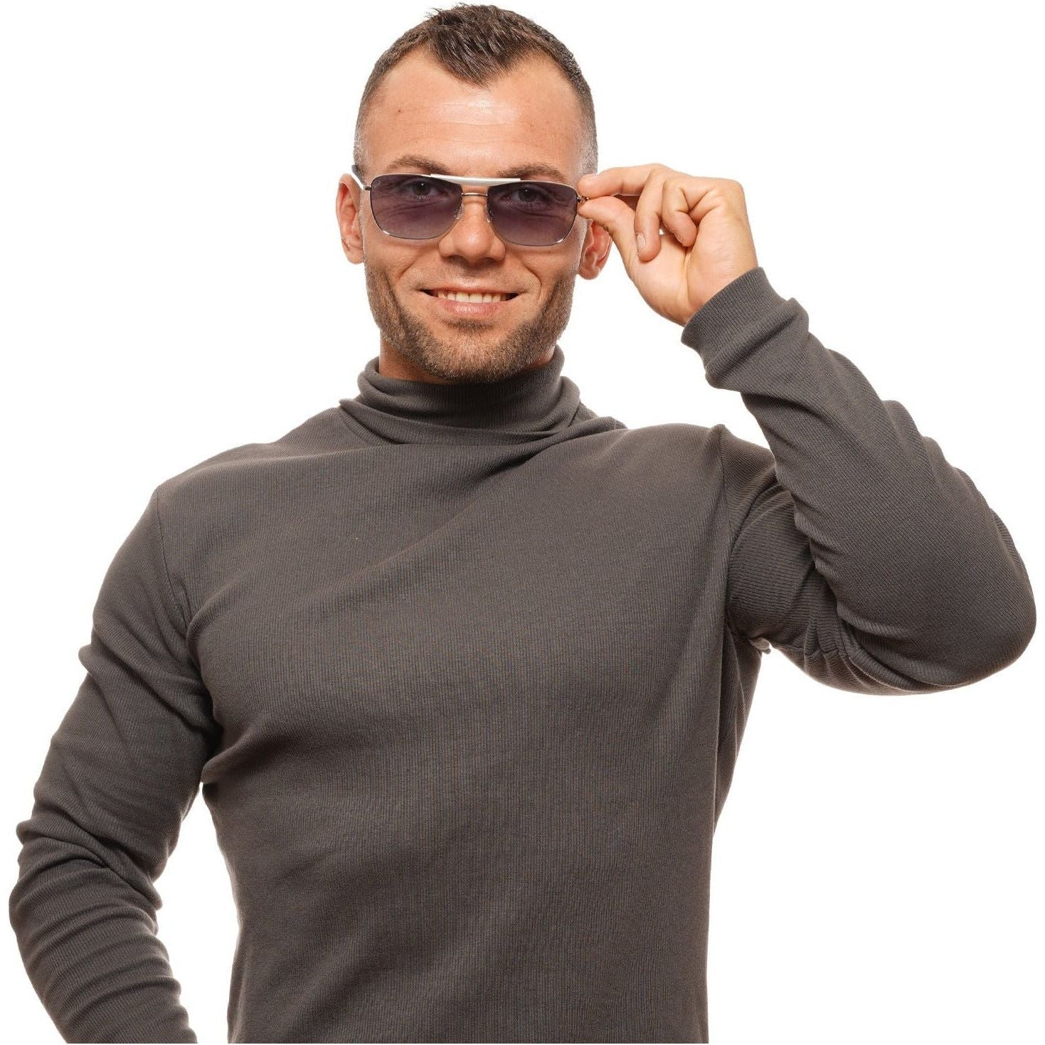 النظارات الشمسية على شبكة الإنترنت